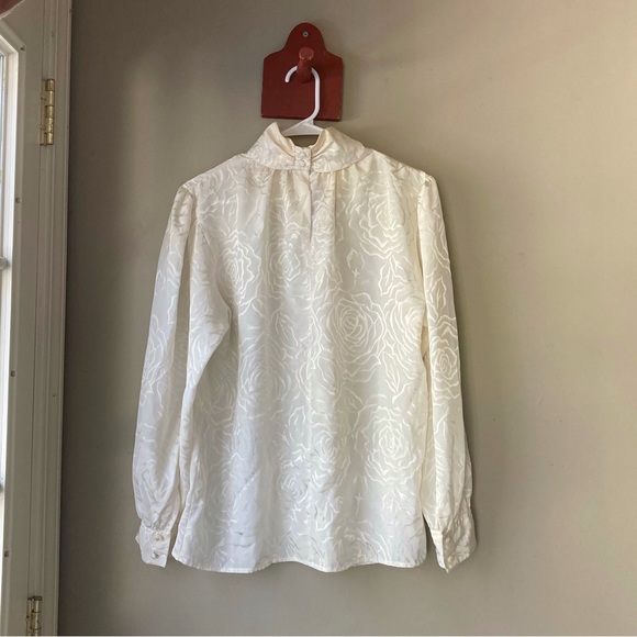 Vintage Laura & Jane Cream Rose Printed Top 14 - Picture 4 of 7